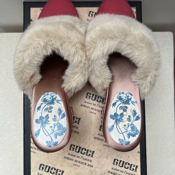 NEW Gucci Candy Crystal faux fur embellished satin mules size 36 - Picture 6 of 7